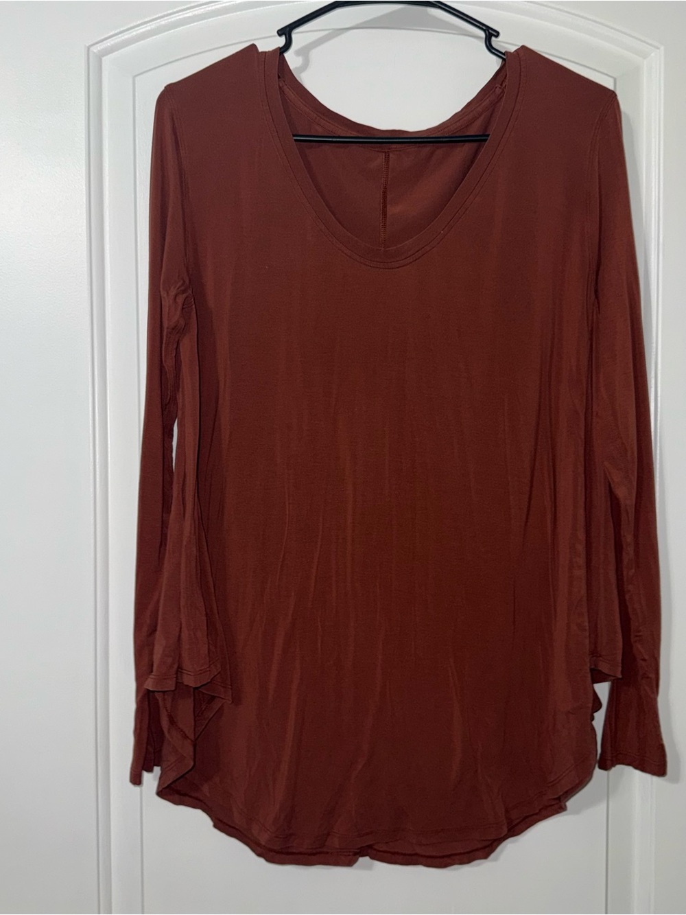 Lululemon Long Sleeve Relaxed Top Women’s Size 6 Rust Color